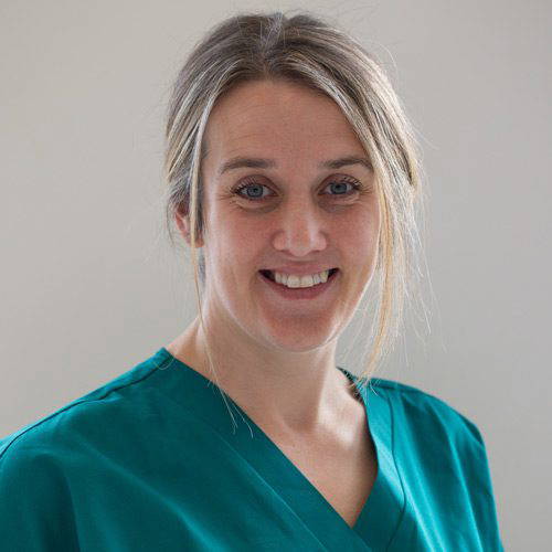 Bex-Broadbent-Veterinary-Nurse
