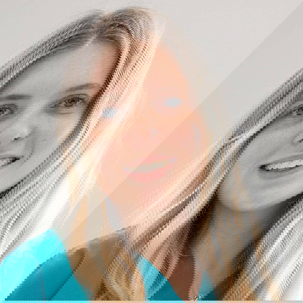 Izzy 64214_Mount Vets Ltd_Staff Photos for Reception2