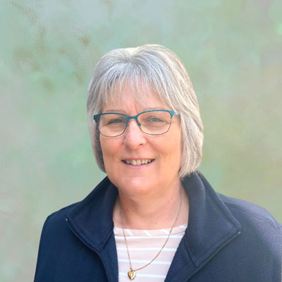Linda Neill | Farm Vet Team | Mount Farm Vets